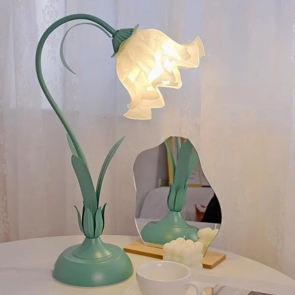 Vintage Adjustable Flower Table Lamp Metal Design