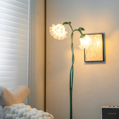 Calla Flower-Inspired Floor Lamp with Glow