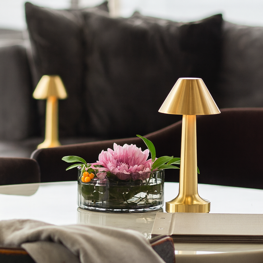 Dimmable LED Restaurant Bar Table Lamp Rechargeable