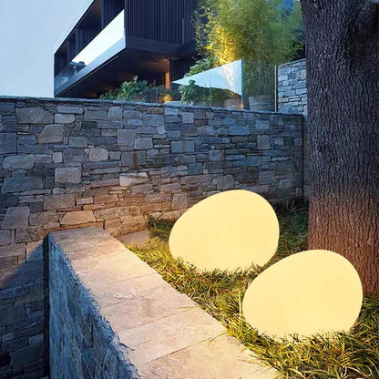 Cobblestone LED Garden Light with Remote Control