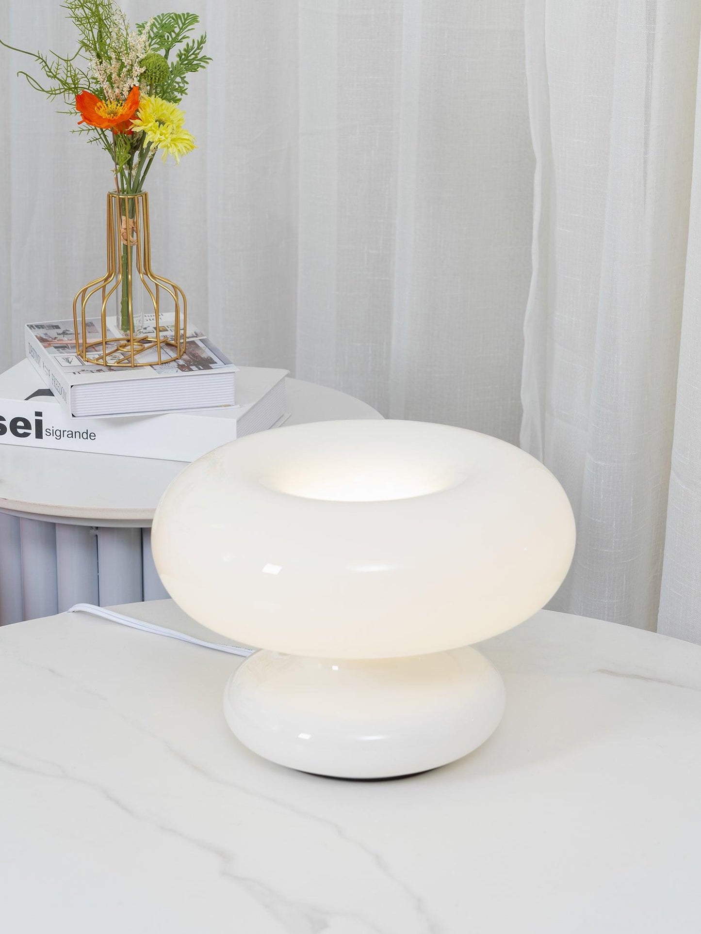 Modern Donut Table Lamp with Glass Shade