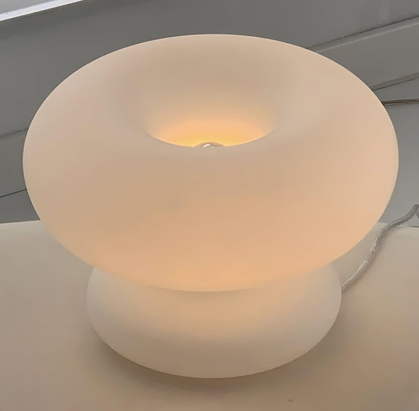 Modern Donut Table Lamp with Glass Shade