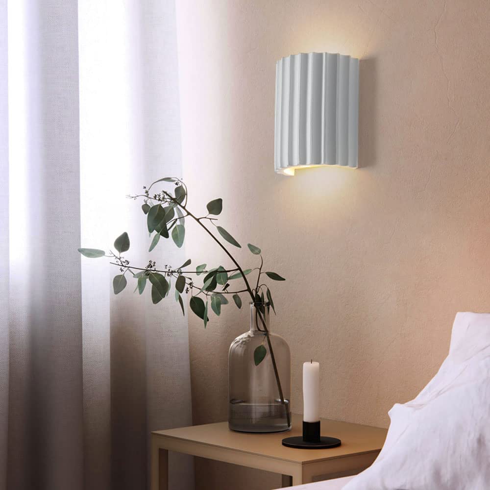 Modern Semi-Circle Resin Wall Sconce Light