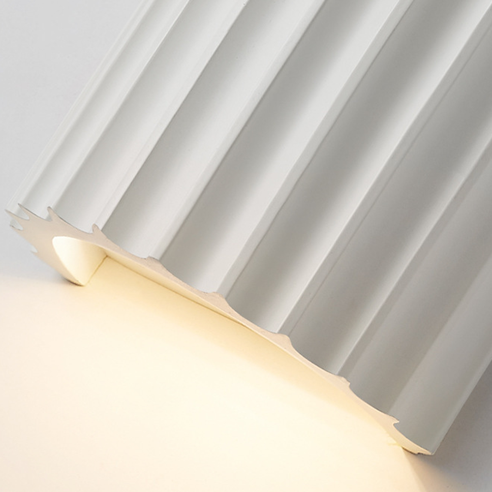Modern Semi-Circle Resin Wall Sconce Light