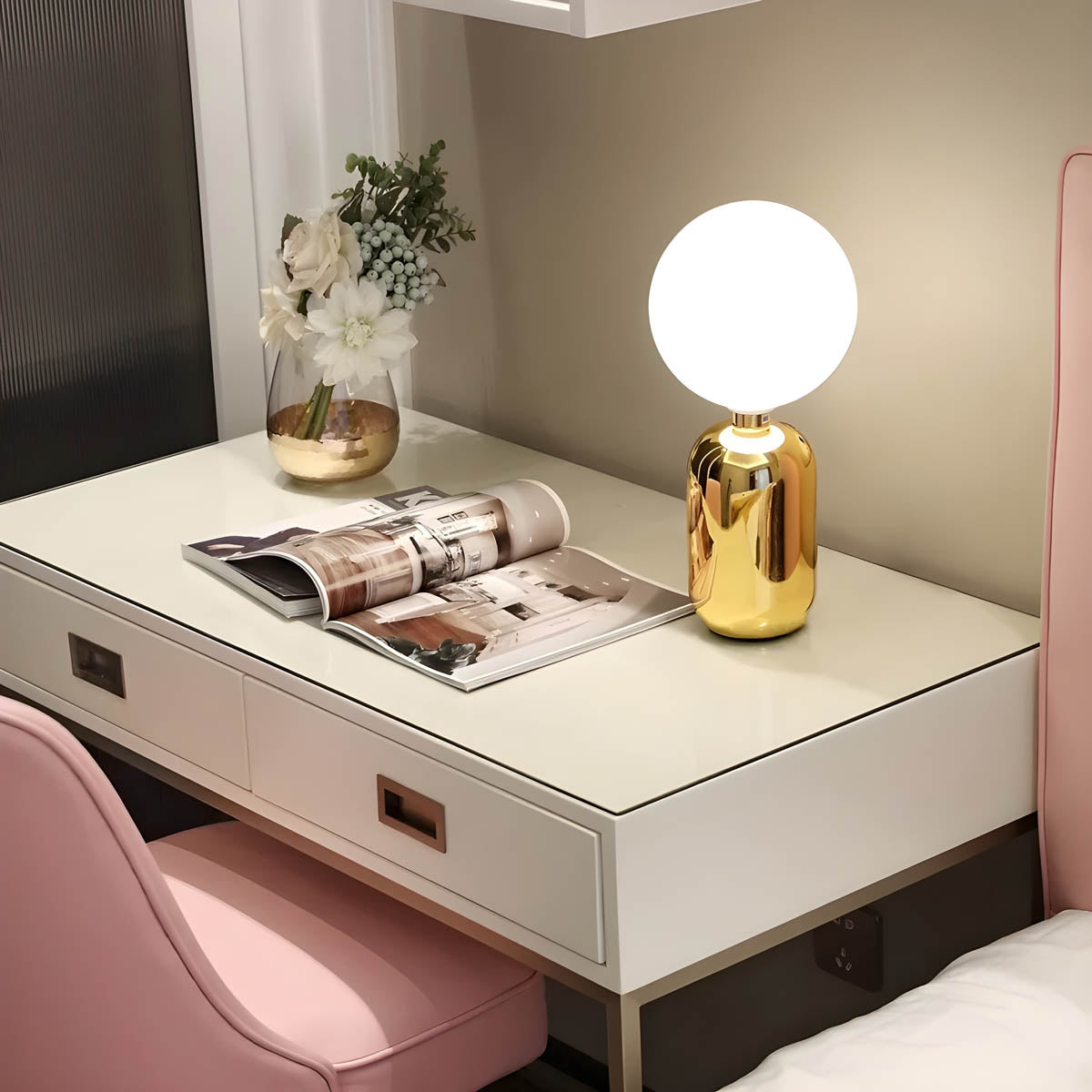 Raiso Modern Table Lamp with Glass Shade