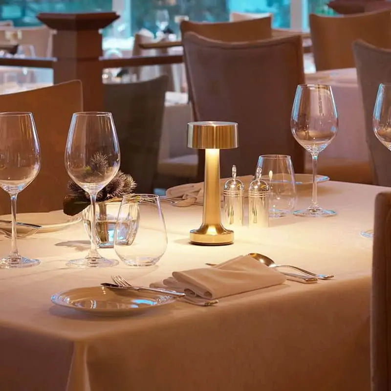 Dimmable LED Restaurant Bar Table Lamp Rechargeable