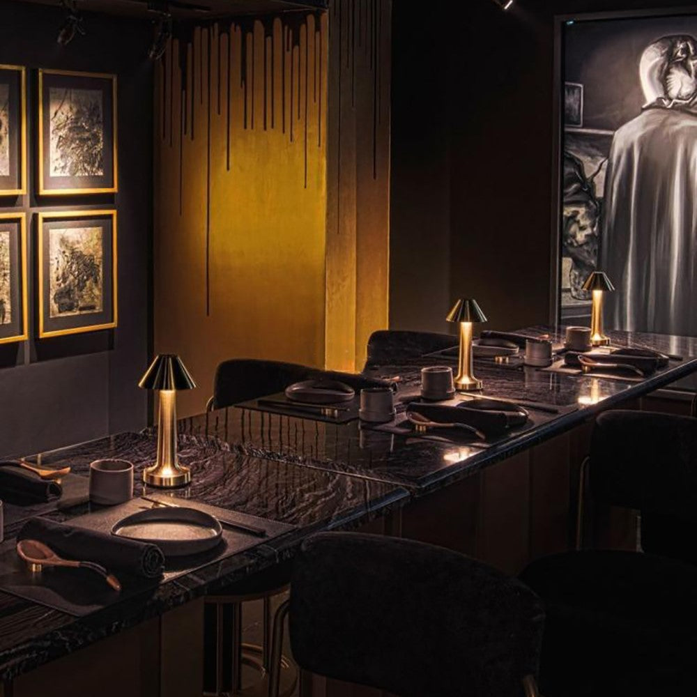 Dimmable LED Restaurant Bar Table Lamp Rechargeable