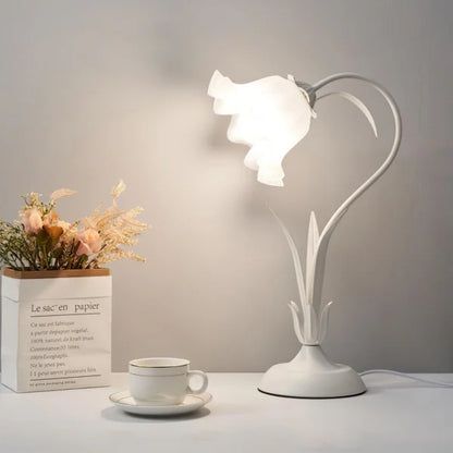Vintage Adjustable Flower Table Lamp Metal Design