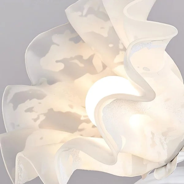 Vintage Adjustable Flower Table Lamp Metal Design