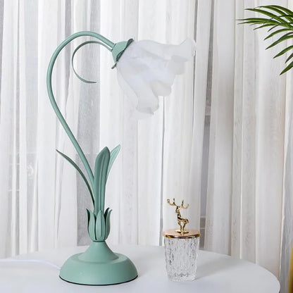 Vintage Adjustable Flower Table Lamp Metal Design