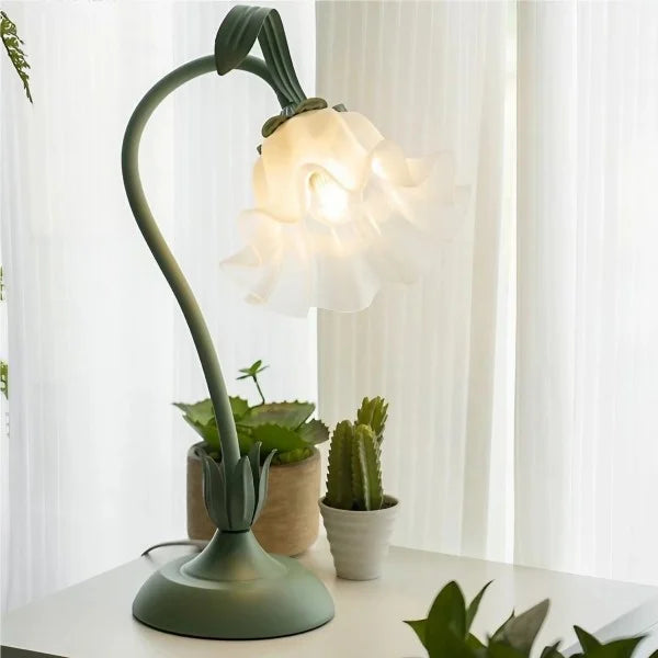 Vintage Adjustable Flower Table Lamp Metal Design