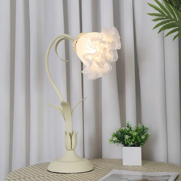 Vintage Adjustable Flower Table Lamp Metal Design