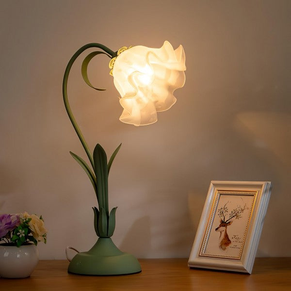 Vintage Adjustable Flower Table Lamp Metal Design
